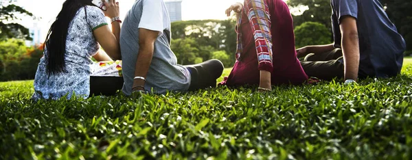 depositphotos_135279500-stock-photo-indian-friends-chilling-in-park